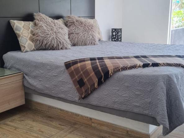 aaffc169-5be7-4e81-9853-661f0943d80b